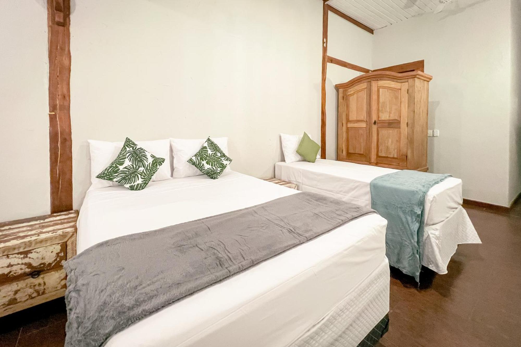 Velinn Pousada Canoa Ilhabela Rum bild