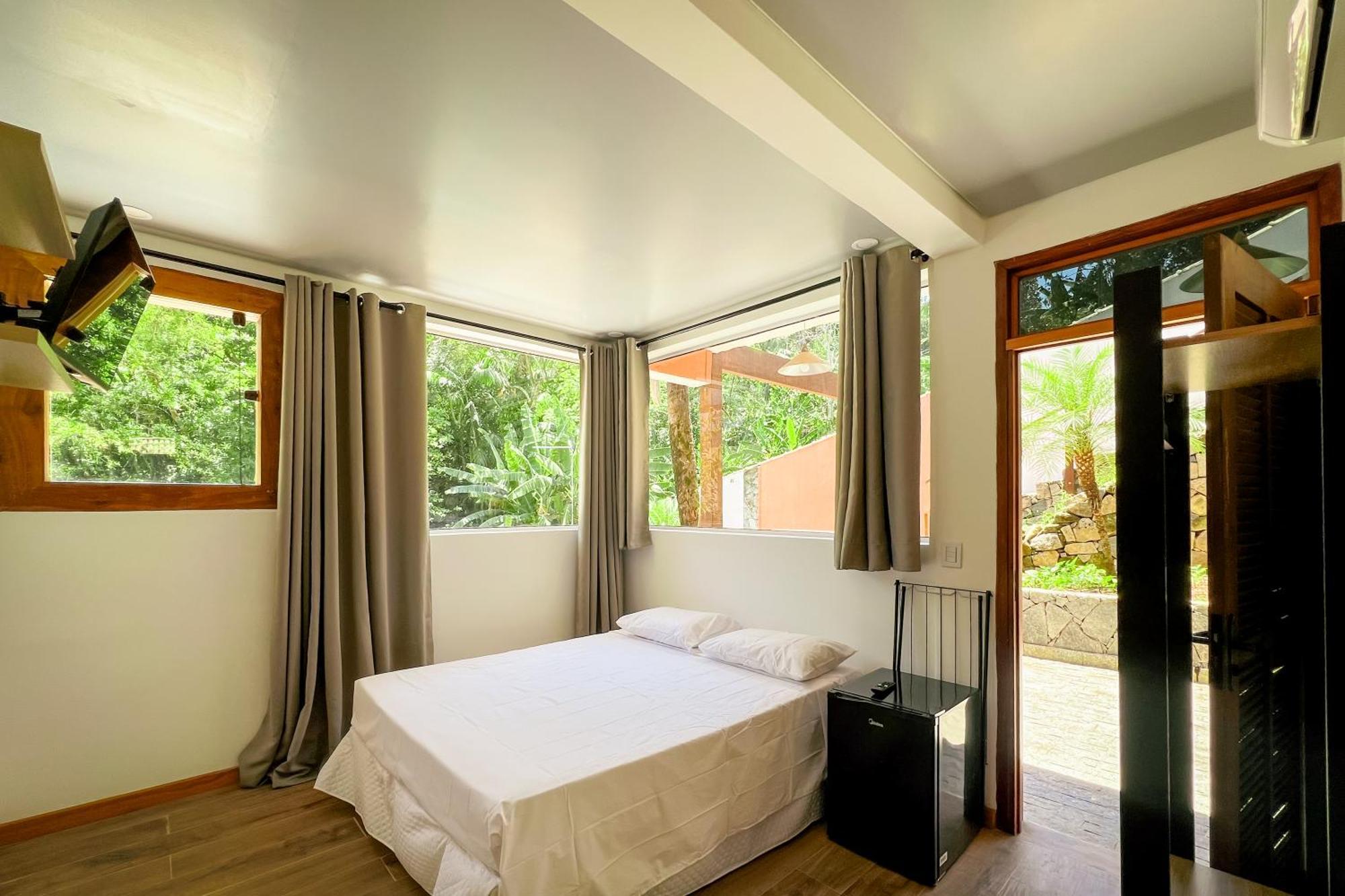 Velinn Pousada Canoa Ilhabela Exteriör bild