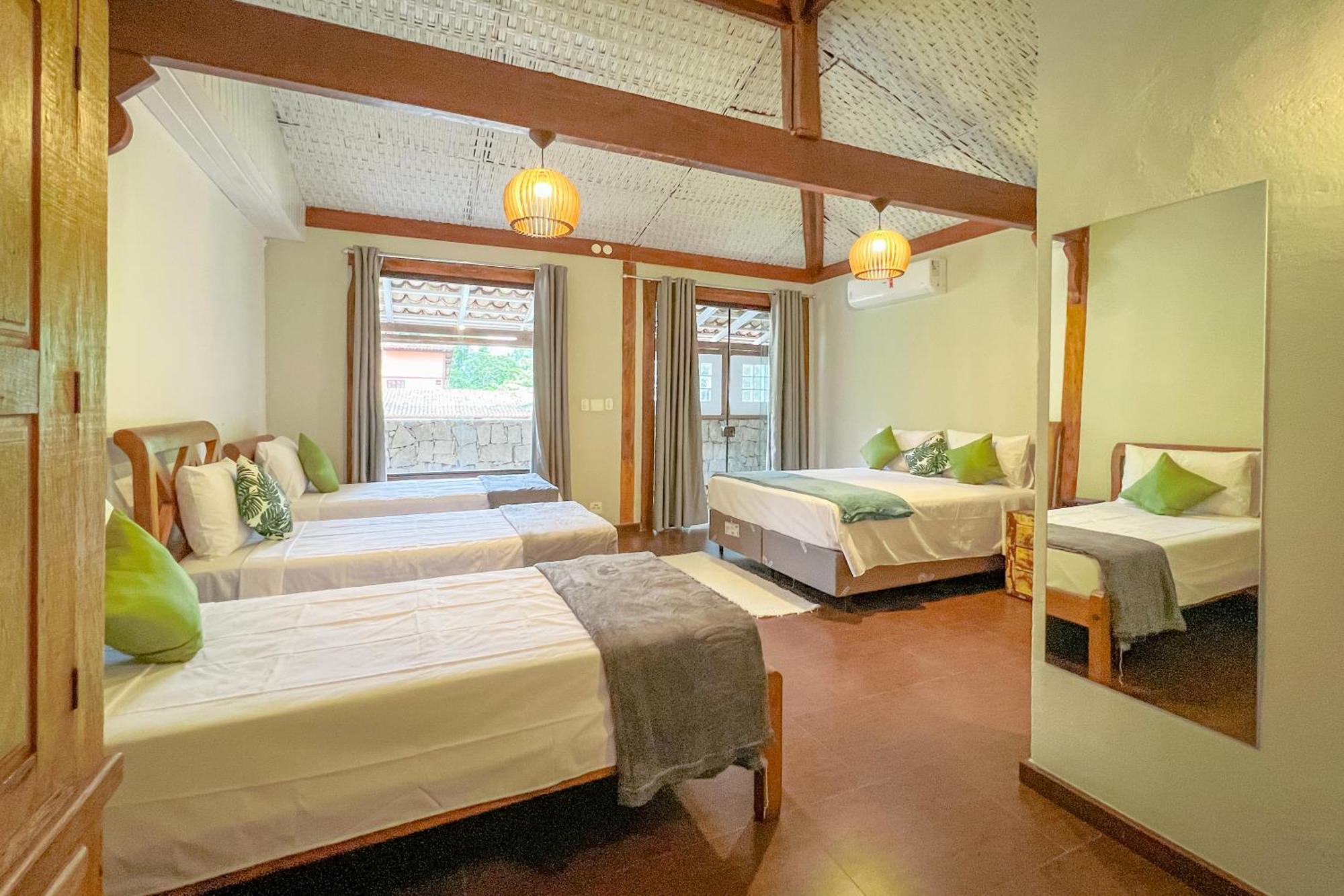 Velinn Pousada Canoa Ilhabela Rum bild